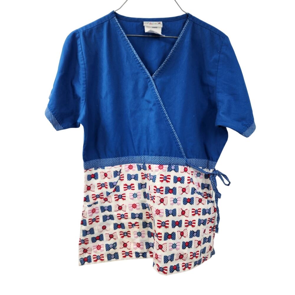 UA Scrubs Patriotic Bows Red White Blue Top Womens Size Medium M